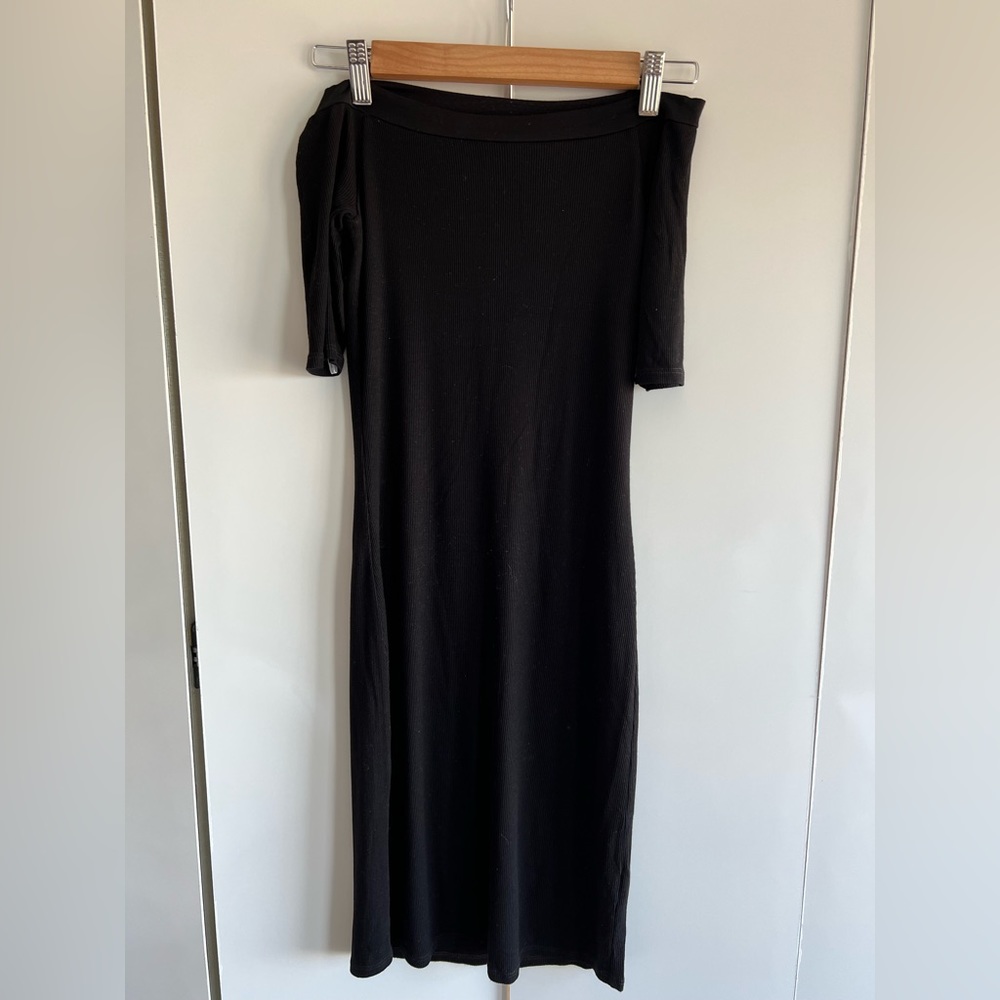 Splendid ribbed off the shoulder midi dress
